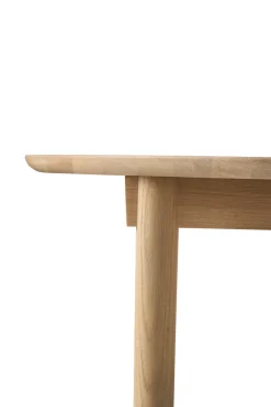 Gärsnäs Dining Tables*Tak dining table Ø120 cm, Monocoat natural Beige