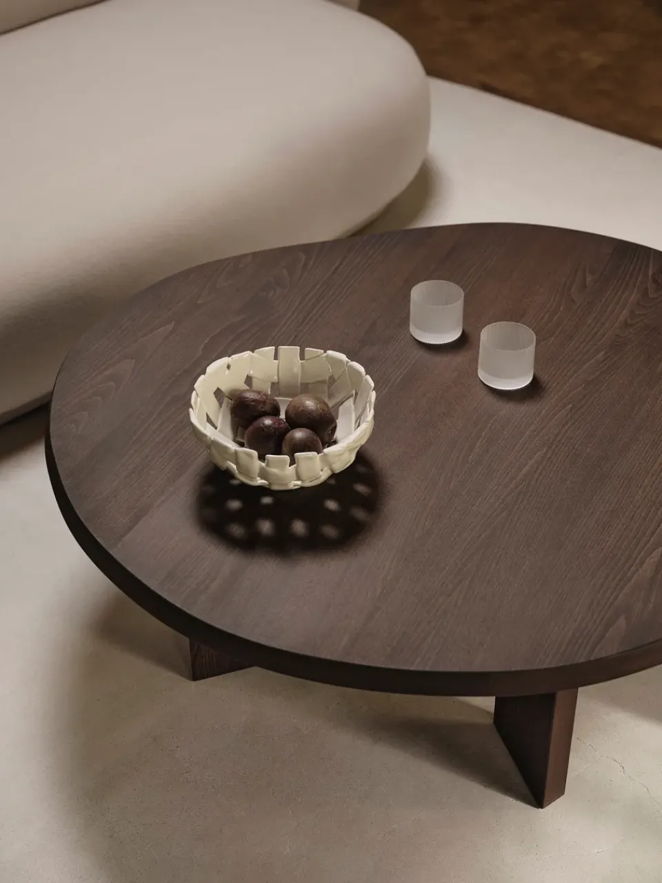 Ferm Living Coffee Tables*Tarn coffee table 107,6x108,1 cm, Dark stained beech Brown