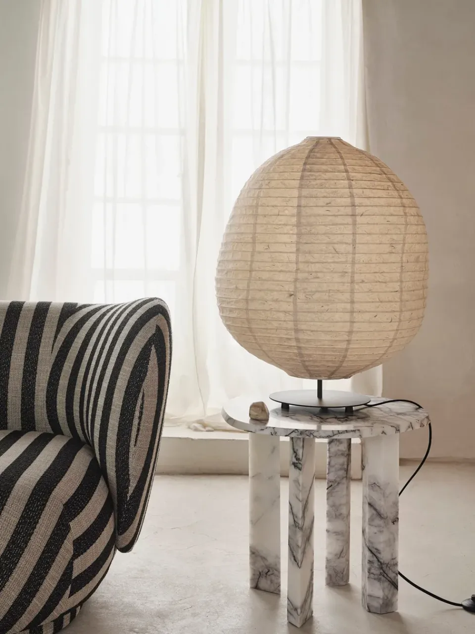 Ferm Living Side Tables*Taula side table Ø54,4x45 cm, White-charcoal Grey