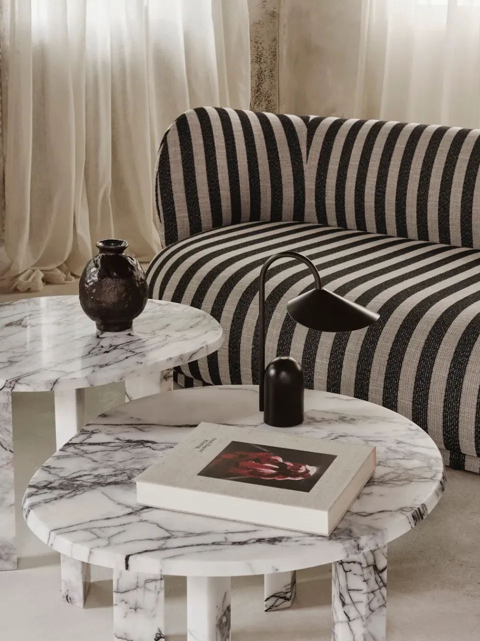 Ferm Living Side Tables*Taula side table Ø54,4x45 cm, White-charcoal Grey