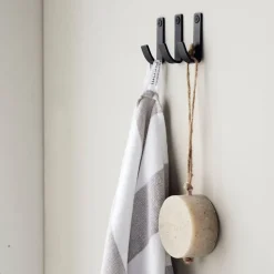 Meraki Clothes Hooks & Hangers*Thapsus hook 3-pack, Brushed finish Black