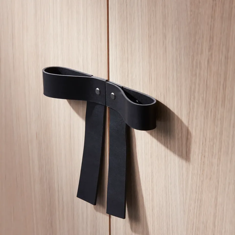 A2 Display & Glass Cabinets*The Bow cupboard, White-oiled oak-black Beige