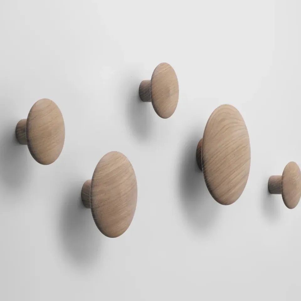 Muuto Clothes Hooks & Hangers*The Dots clothes hook oak, Ø9 cm Brown