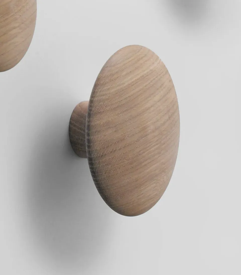 Muuto Clothes Hooks & Hangers*The Dots clothes hook oak, Ø13 cm Brown