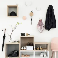 Muuto Clothes Hooks & Hangers*The Dots clothes hook oak, Ø13 cm Brown