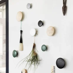 Muuto Clothes Hooks & Hangers*The Dots coat hooks, 5-pack, stained ash Black