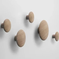 Muuto Clothes Hooks & Hangers*The Dots coat hooks, 5-pack, Oak Brown