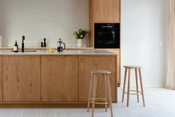 Umage Bar Stools*The Socialite Counter bar stool 67.5 cm, Oak Brown