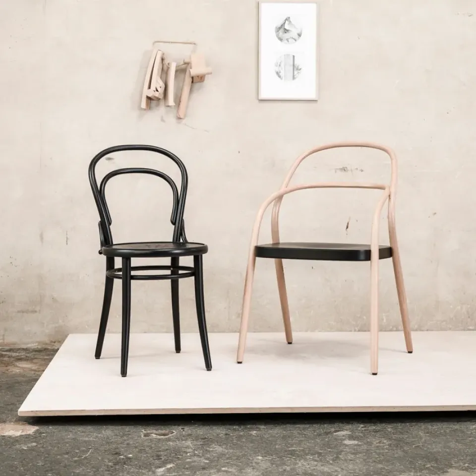 TON Chairs*no.14 chair, stainedB123-New veneer seat Black