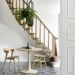 Ethnicraft Dining Tables*Torsion dining table, -stained oak, Ø127 cm Black