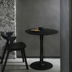 Ethnicraft Dining Tables*Torsion dining table, White-pigmented hardwax-oiled oak, Ø90 cm Beige