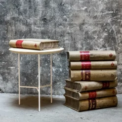 Mavis Side Tables*Tribeca side table, oak oil rustic, black legs, ø47 cm Beige