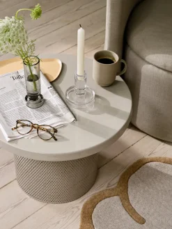 Broste Copenhagen Coffee Tables*Tulina table Ø50x36 cm, Off White