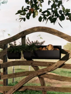 Ferm Living Balcony Furniture*Uma balcony planter small 20 cm, Black