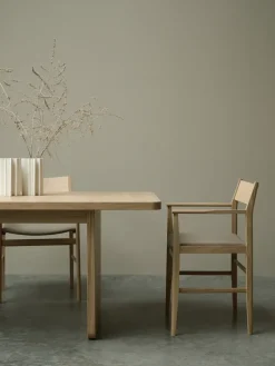 Mavis Dining Tables*Vaud dining table, White pigmented oak, 2 pcs inserts Brown