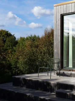 Normann Copenhagen Balcony Furniture*Vig lounge chair, Green