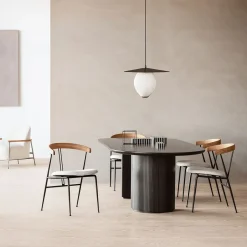 GUBI Chairs*Violin dining chair, Karakorum 001 -covered White