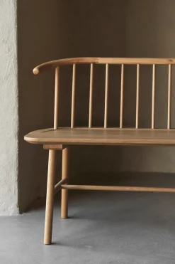 NJRD Sofas*VIOR bench with backrest, Lacquered oak Beige