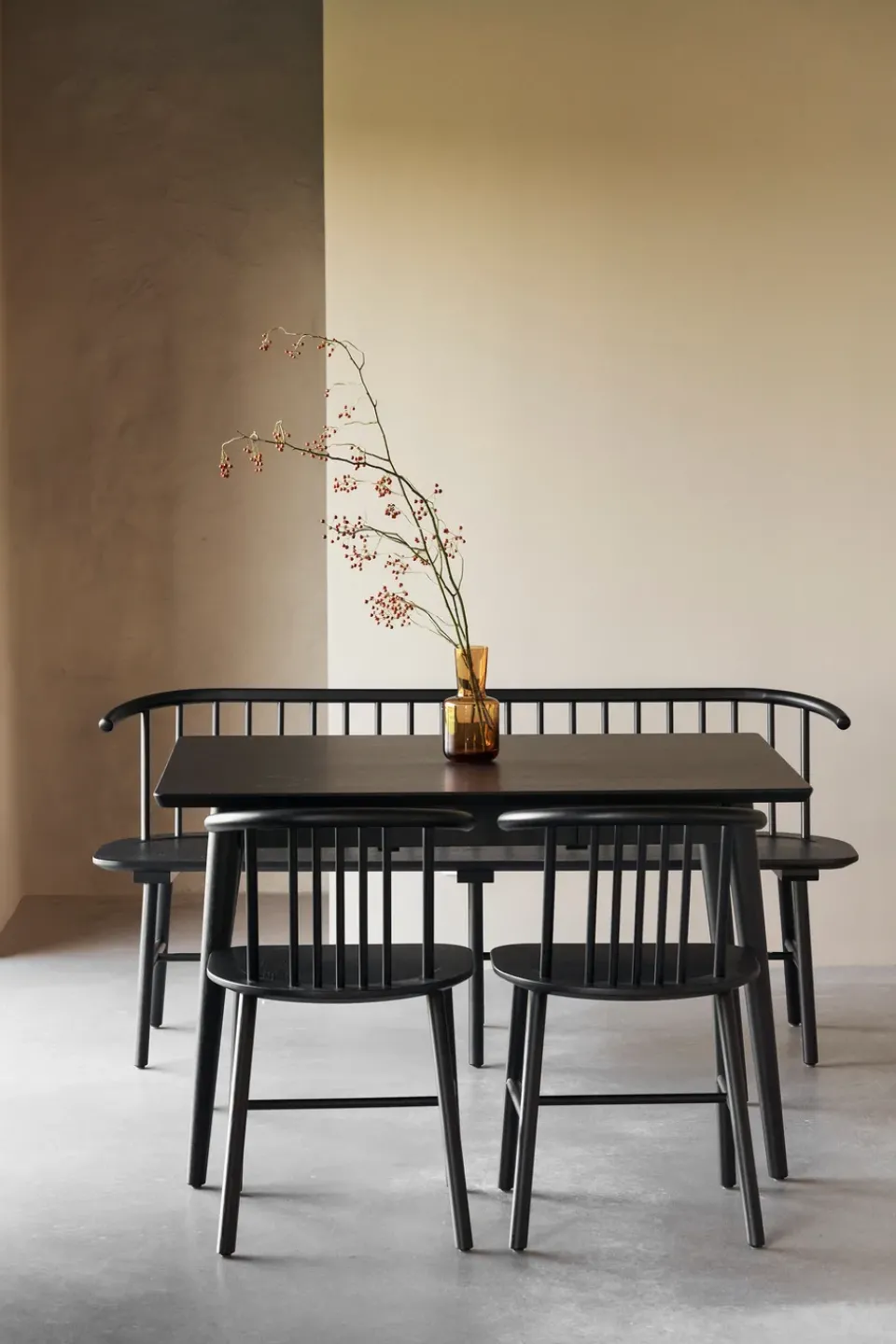 NJRD Sofas*VIOR bench with backrest, Black lacquered oak Beige