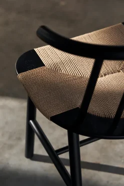 NJRD Chairs*VIOR dining chair wicker seat, Black lacquered oak-nature Beige