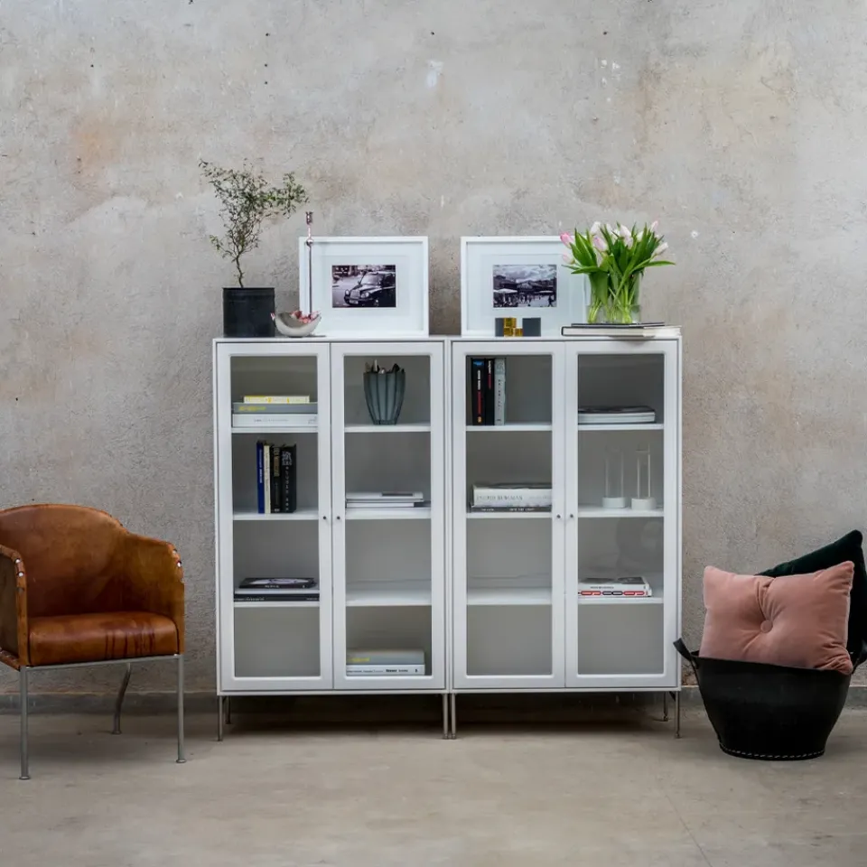 Mavis Display & Glass Cabinets*Volt display cabinet 130 cm lacquer, Details in stainless steel White