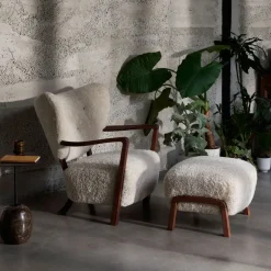&Tradition Armchairs & Footstools*Wulff ATD3 footstool, Karakorum 003 -walnut legs Beige
