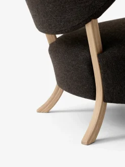 &Tradition Armchairs & Footstools*Wulff Lounge Chair ATD2 armchair, Oiled oak-Hallingdal Black